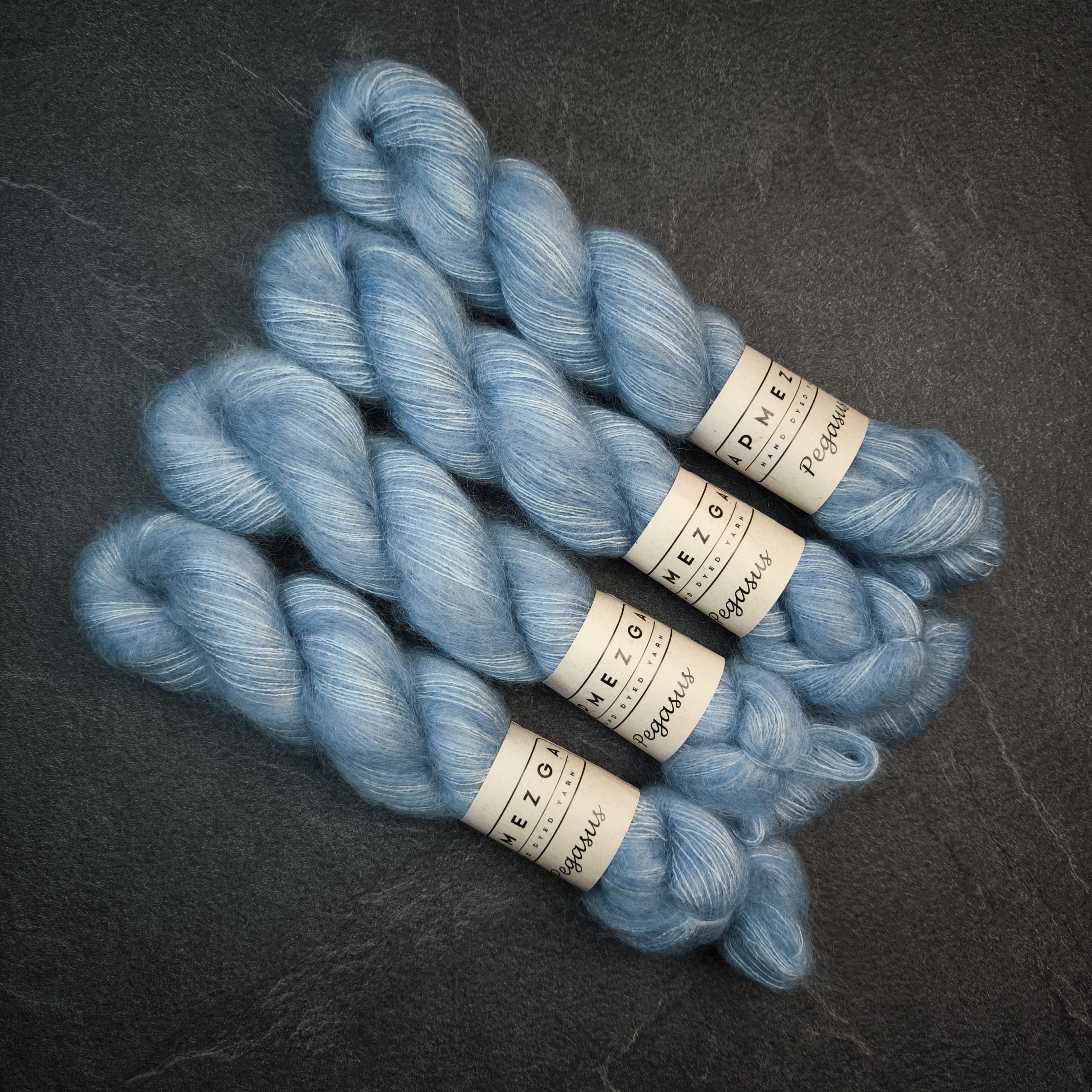 Pegasus (kid mohair with silk) (38) F-318
