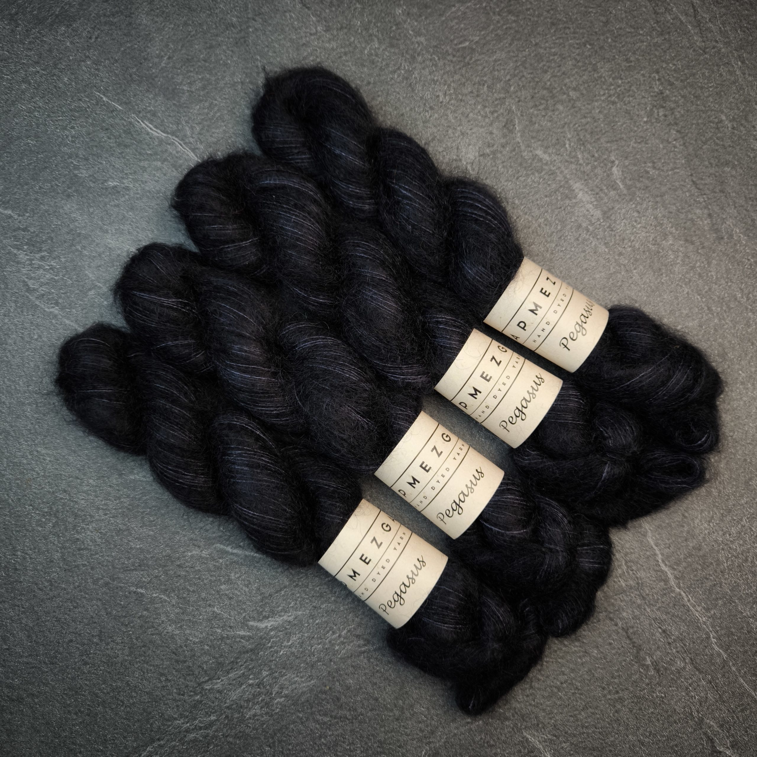 Pegasus (kid mohair with silk) (62) F-321 Pegasus (kid mohair with silk) (62) F-321