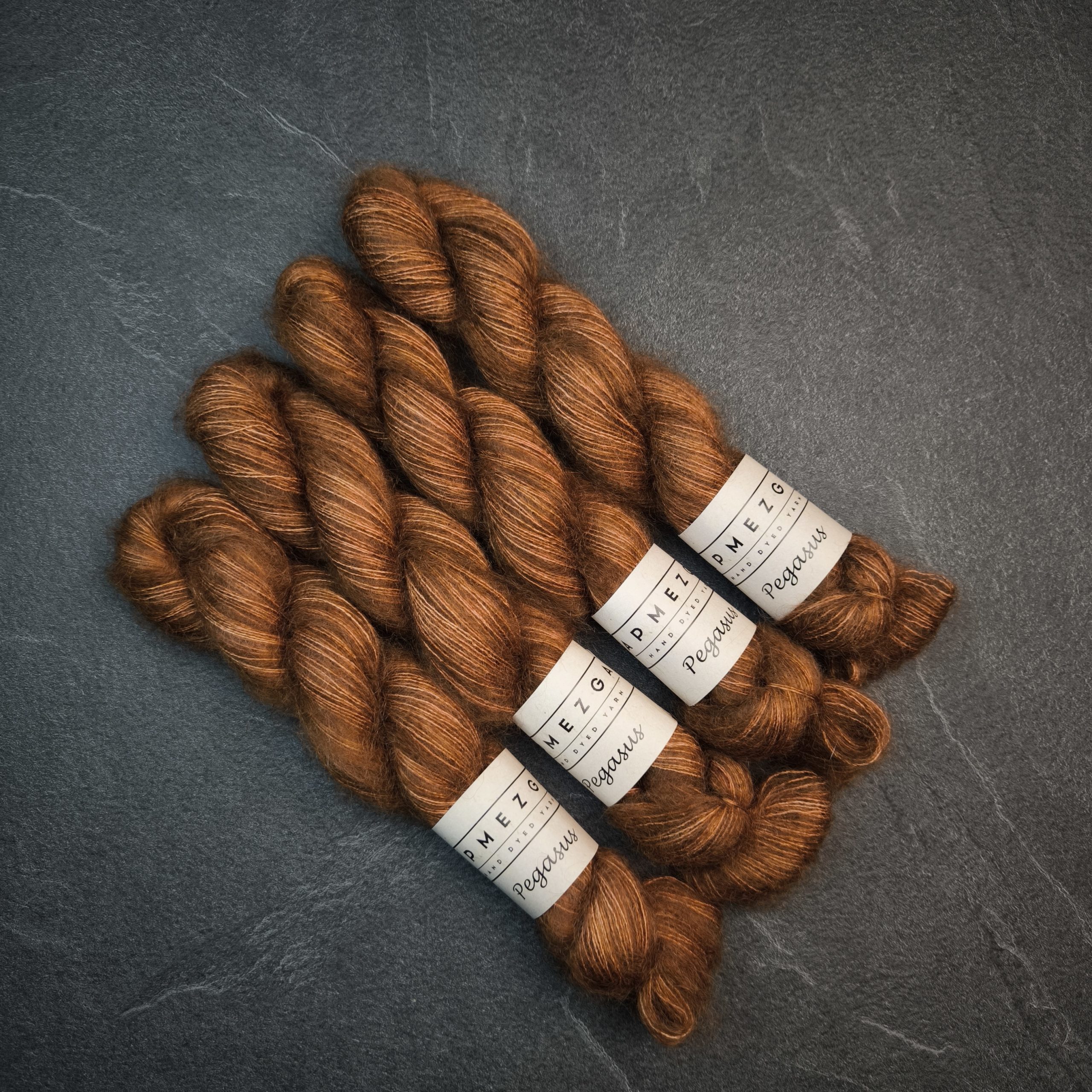 Pegasus (kid mohair with silk) (7) F-317