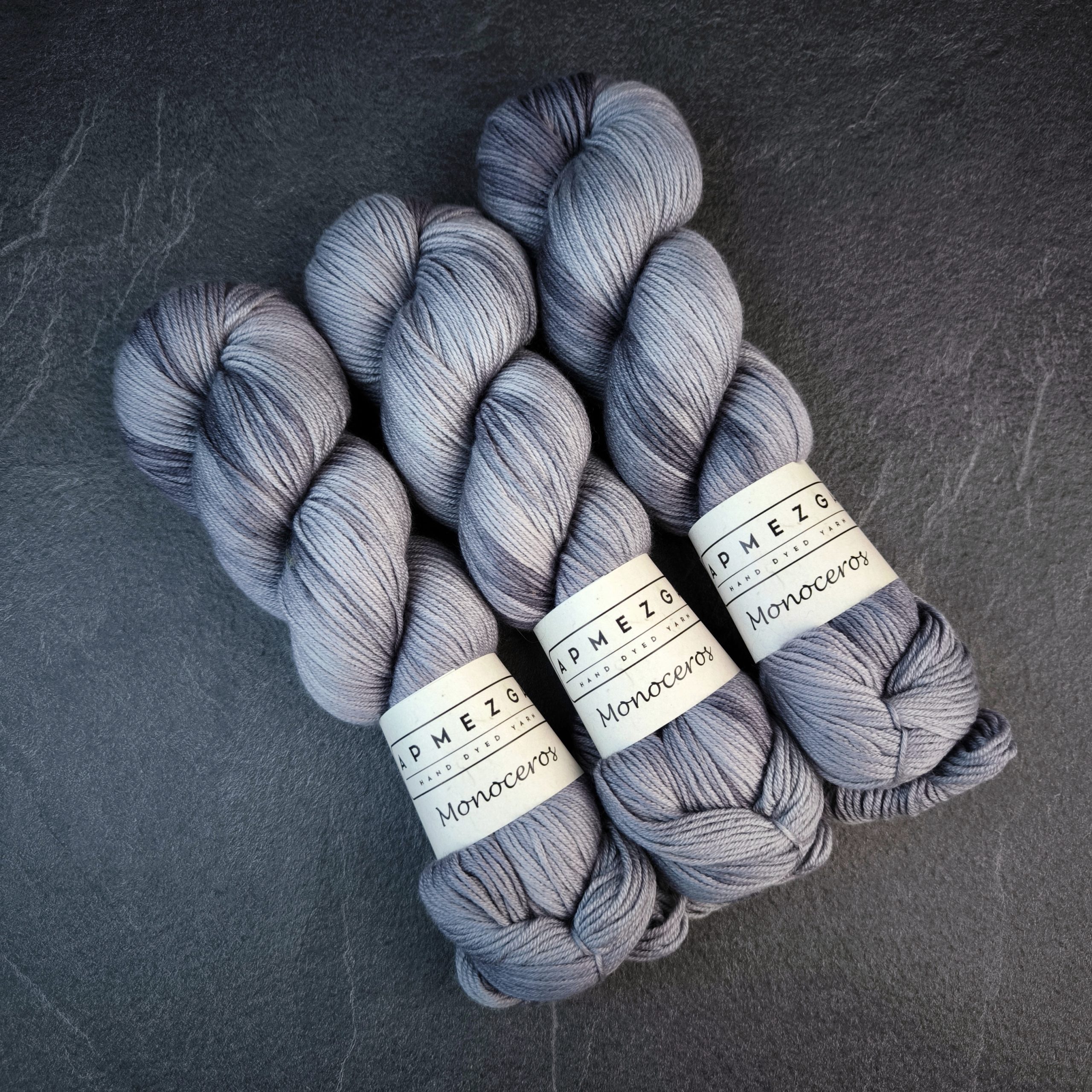 Monoceros (merino non superwash wool) T-080 (1) Monoceros (merino non superwash wool) T-080 (1)