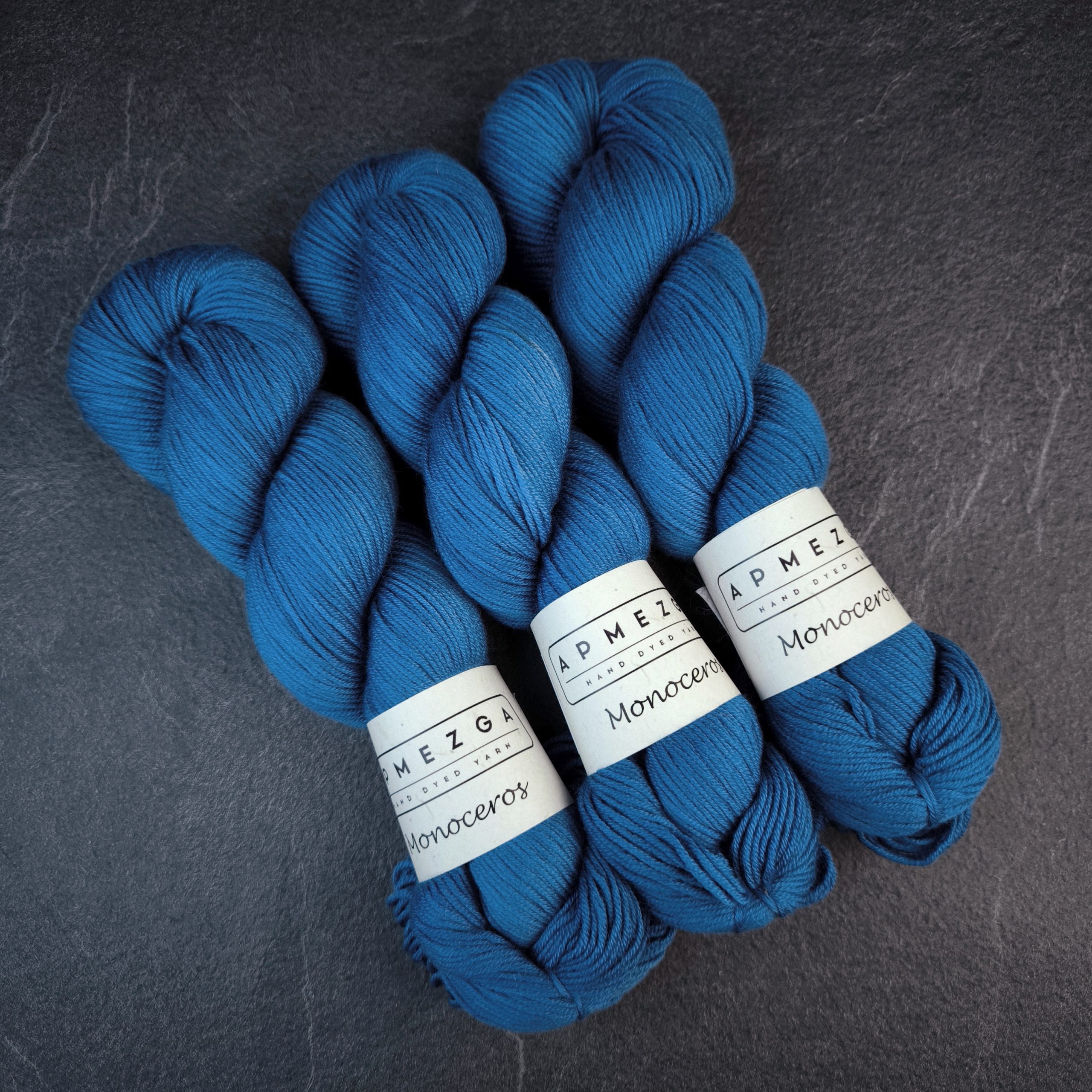 Monoceros (merino non superwash wool) T-087 (1)