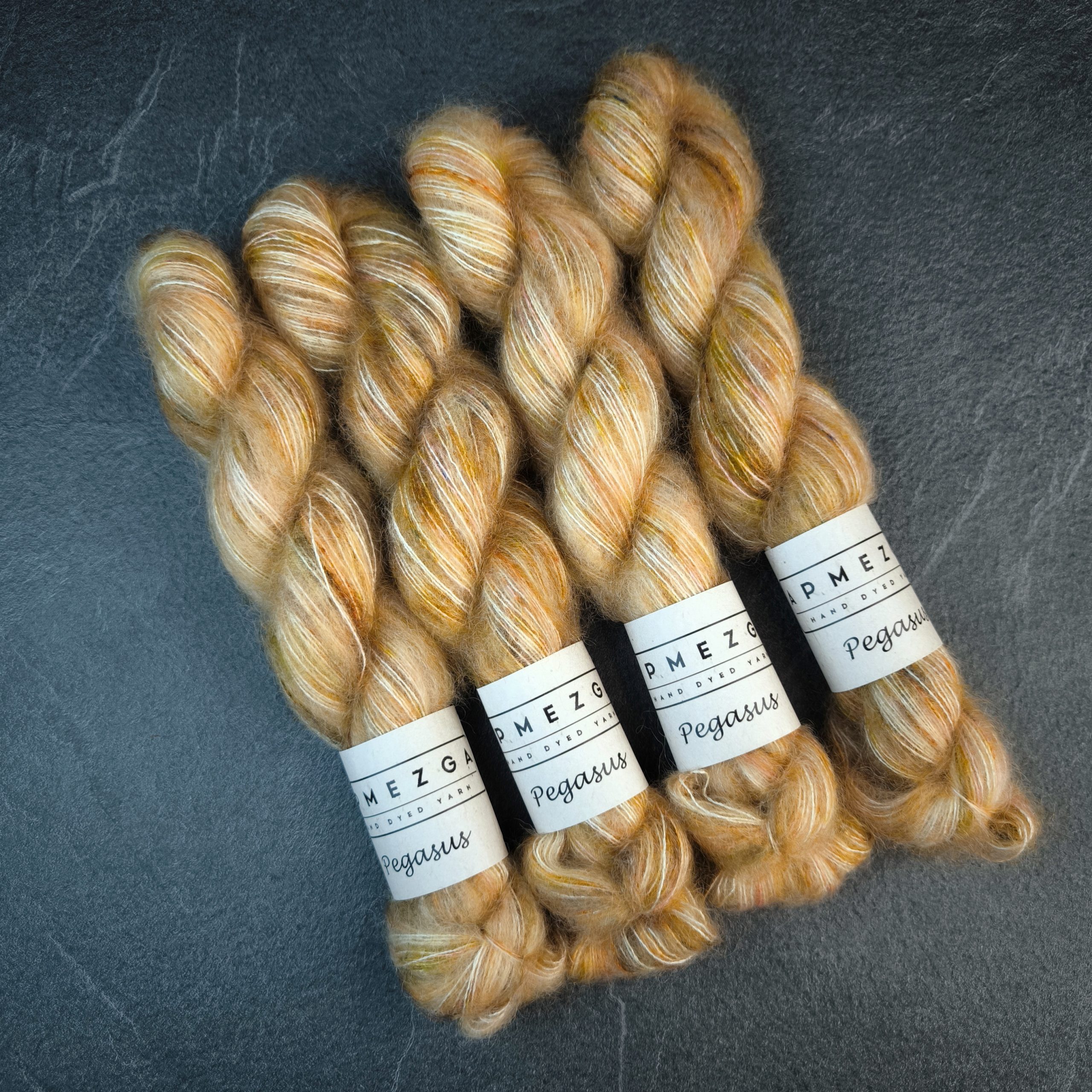 Pegasus (Kid mohair with silk) (F-352) (1) Pegasus (Kid mohair with silk) (F-352) (1)