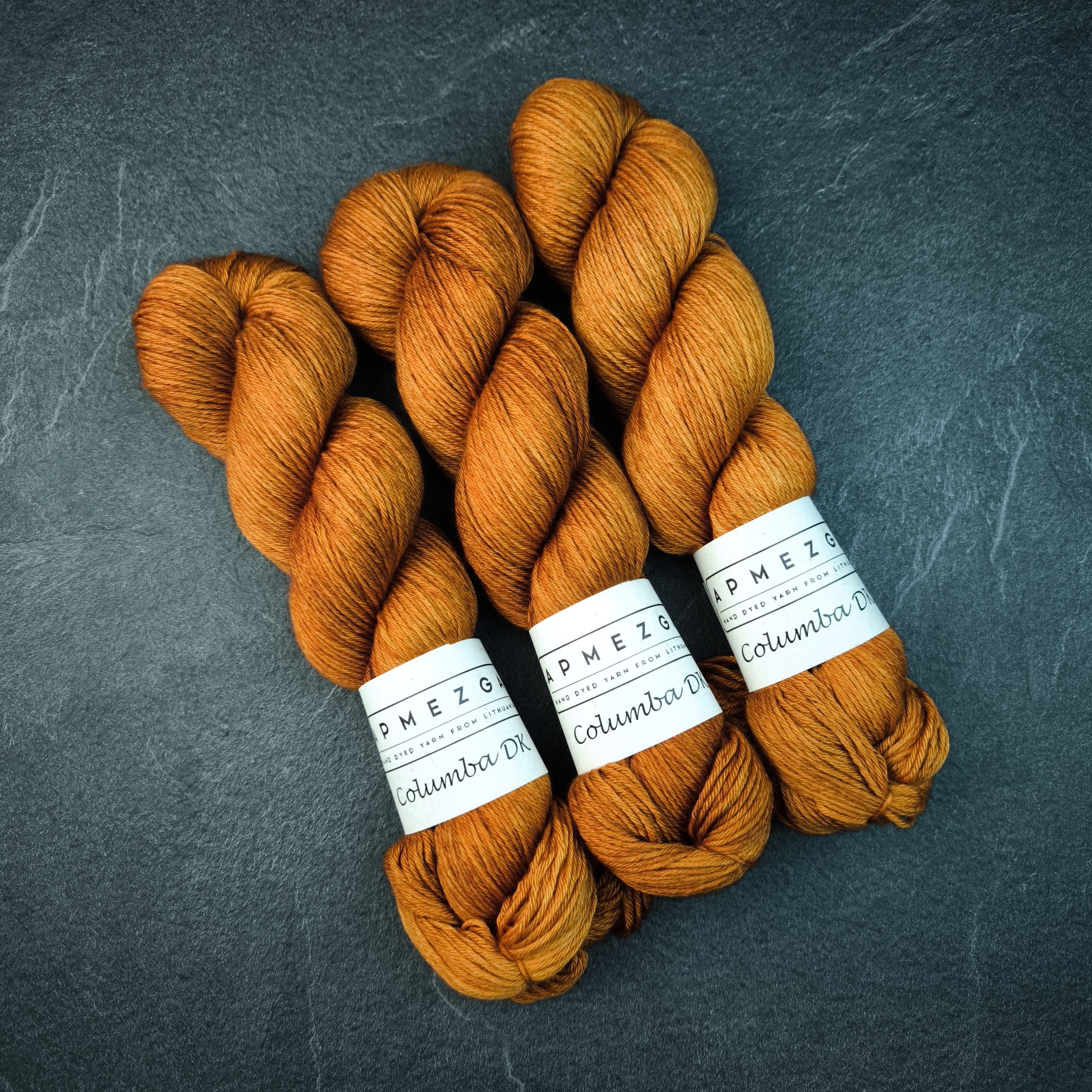 Columba DK (merino wool with silk) (11) P-216