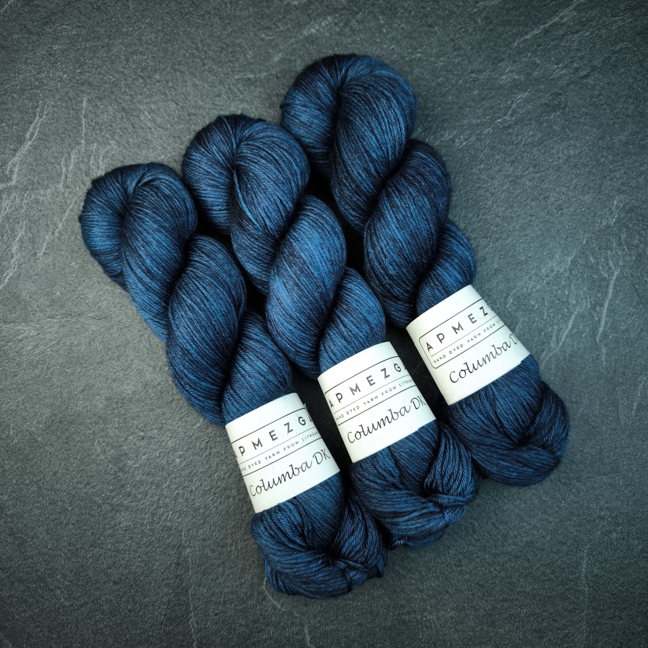 Columba DK (merino wool with silk) (27) P-212