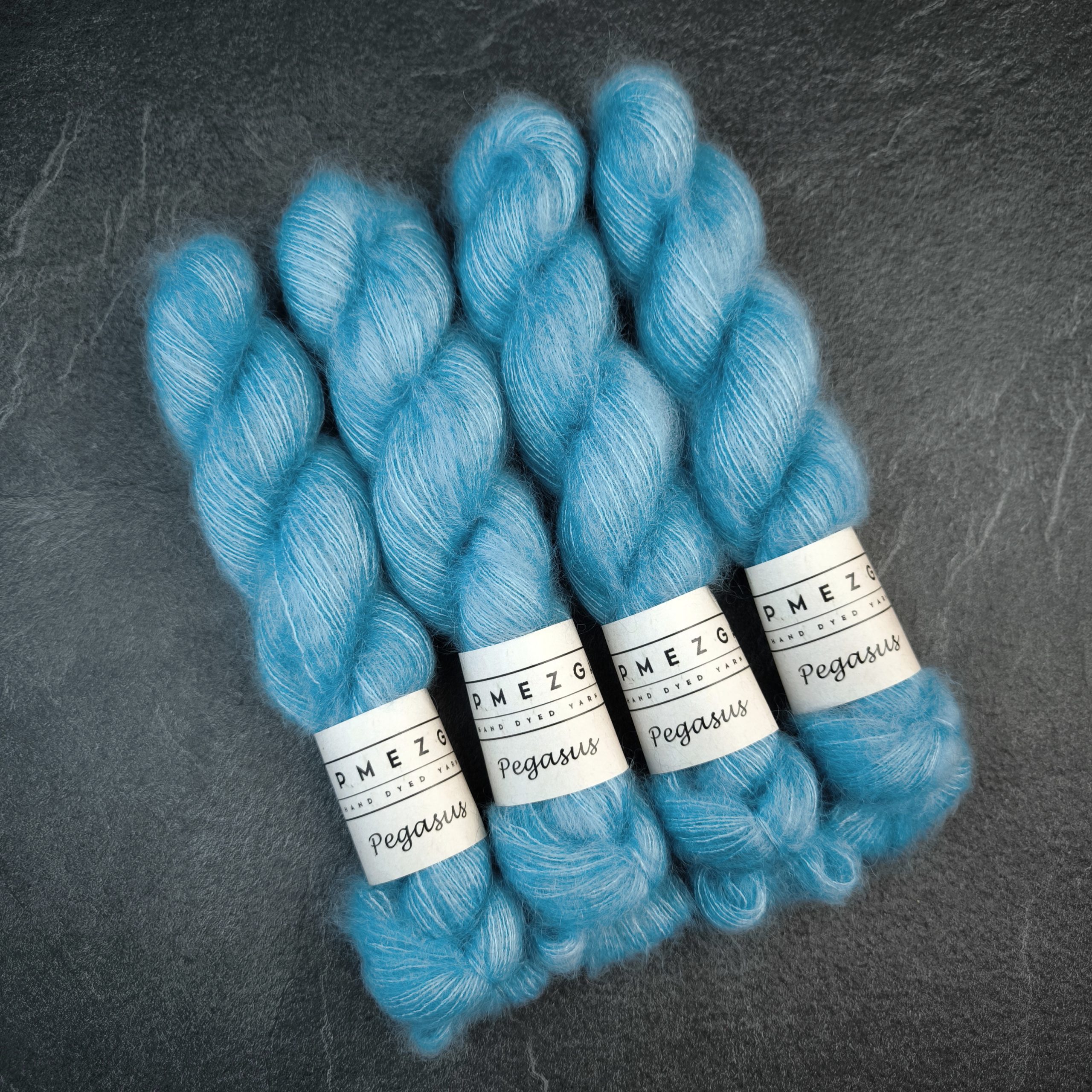Pegasus (kid mohair with silk) (1) F-387