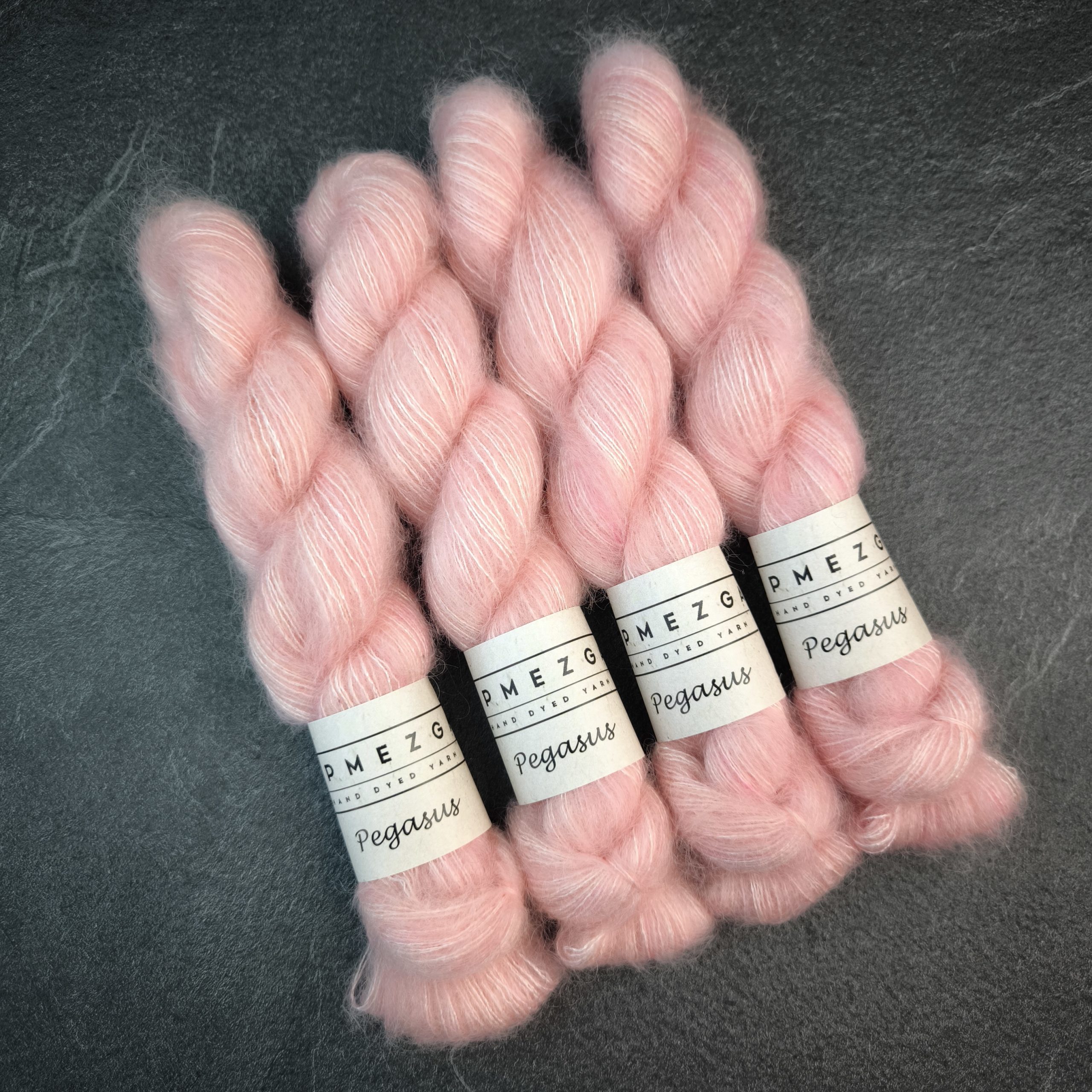 Pegasus (kid mohair with silk) (17) F-389