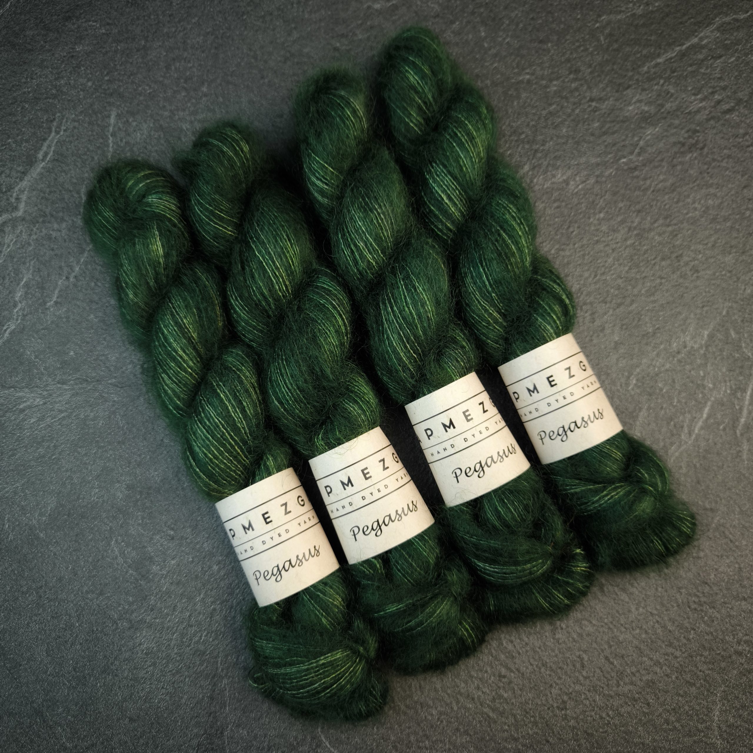 Pegasus (kid mohair with silk) (5) F-385